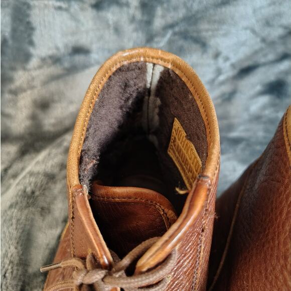Johnston & Murphy Lined 100% Genuine Shearling 13M Chukka Boots  25-1563